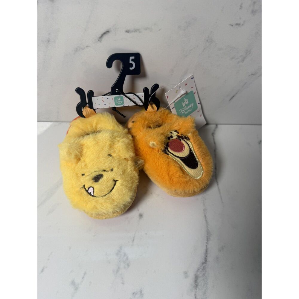 Disney Baby Boys Winnie the Pooh and Tigger Plush Slippers Toddler 5
